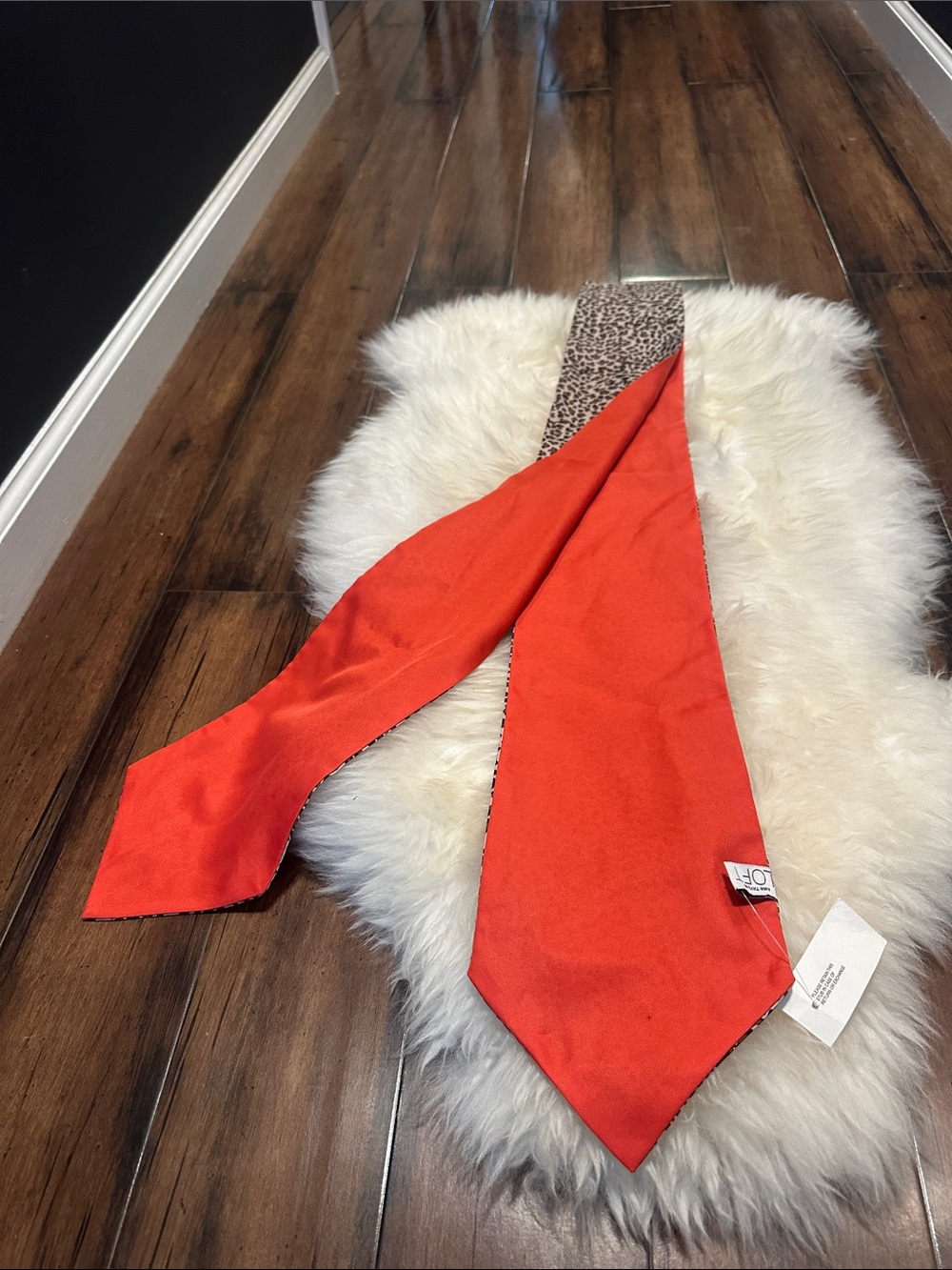 NWT scarf - Picture 5 of 8